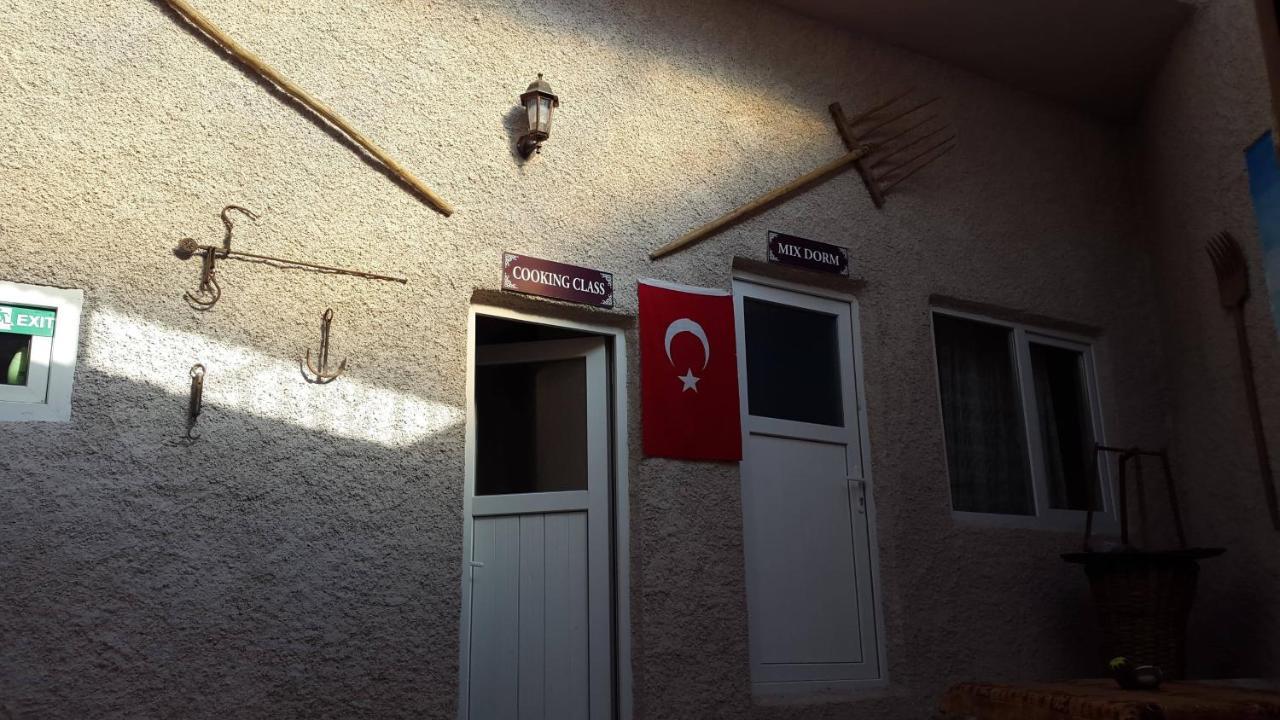 Homestay Cave Hostel Göreme Exterior foto